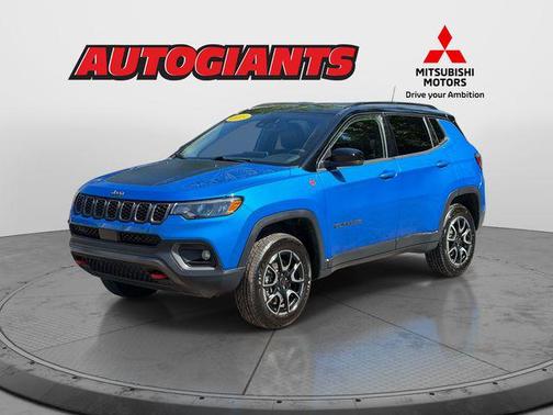 Hydro Blue Pearlcoat 2025 Jeep Compass Trailhawk