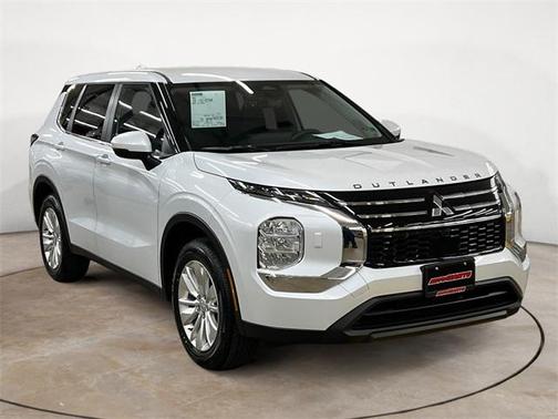 2025 Mitsubishi Outlander ES 2.5 S-AWC