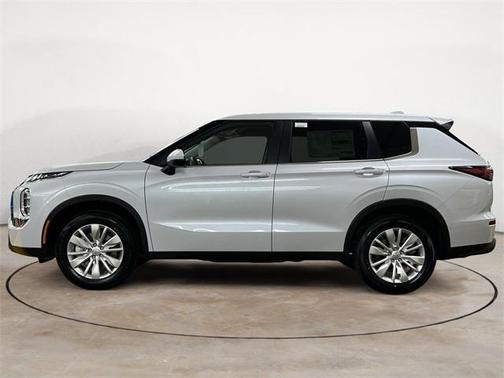 2025 Mitsubishi Outlander ES 2.5 S-AWC