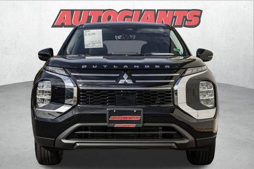 2025 Mitsubishi Outlander ES 2.5 S-AWC