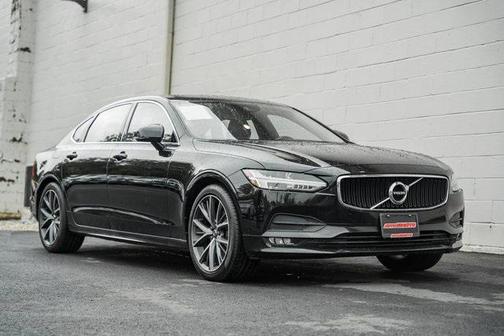 2019 Volvo S90 T5 Momentum