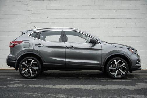 2020 Nissan Rogue Sport SL