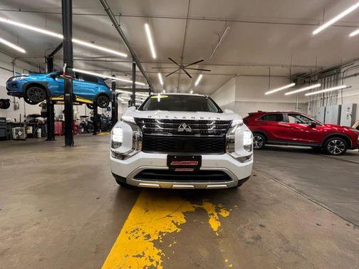 2023 Mitsubishi Outlander SE 2.5 2WD