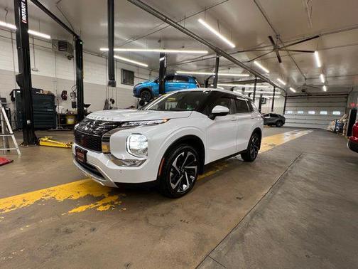 2023 Mitsubishi Outlander SE 2.5 2WD