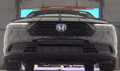 Crystal Black Pearl 2025 Honda Accord LX 1.5T