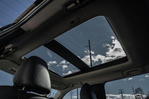 2023 Mitsubishi Outlander PHEV SE S-AWC