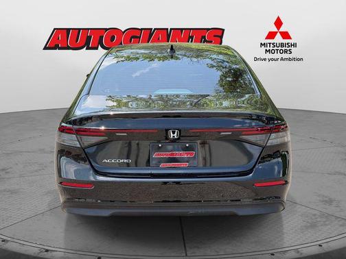 Crystal Black Pearl 2025 Honda Accord LX 1.5T