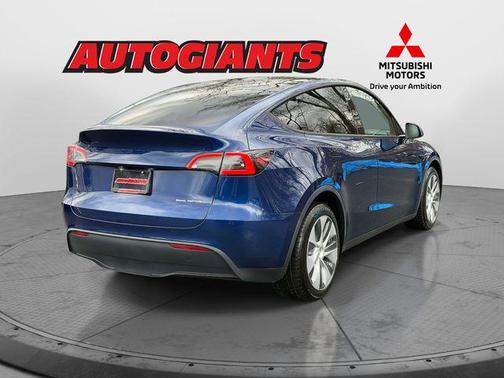 2023 Tesla Model Y Long Range Dual Motor All-Wheel Drive