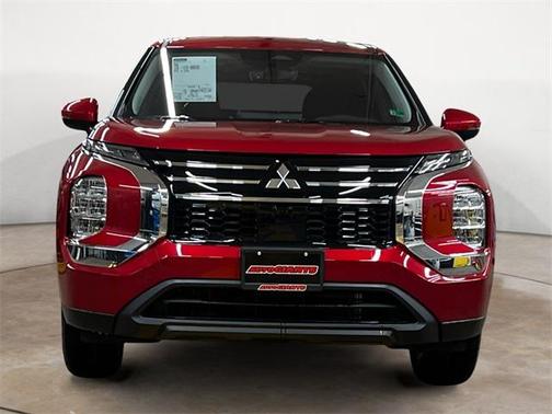 2025 Mitsubishi Outlander ES 2.5 S-AWC