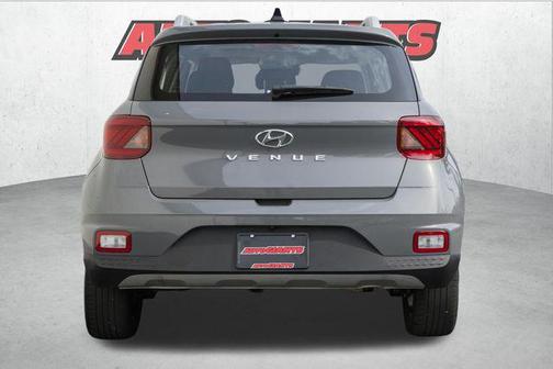 2021 Hyundai VENUE SEL