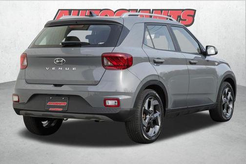 2021 Hyundai VENUE SEL