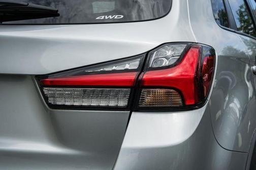 2024 Mitsubishi Outlander Sport 2.0 ES