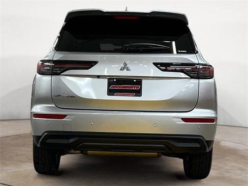 2025 Mitsubishi Outlander ES 2.5 S-AWC