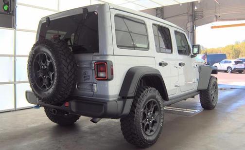 Silver Zynith Clearcoat 2023 Jeep Wrangler 4xe Willys