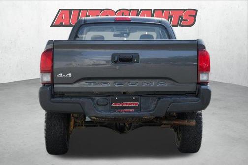 2018 Toyota Tacoma SR
