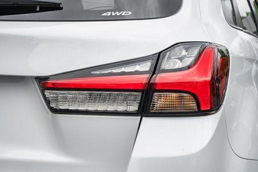 2024 Mitsubishi Outlander Sport 2.0 ES