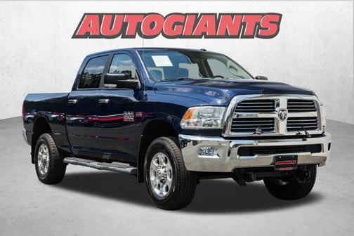 2017 RAM 2500 Big Horn Crew Cab 4x4 6'4' Box