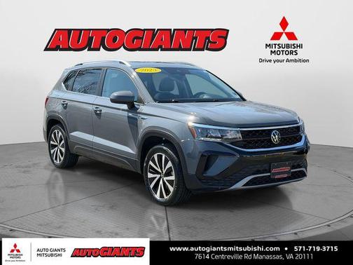 Gray 2023 Volkswagen Taos 1.5T SE