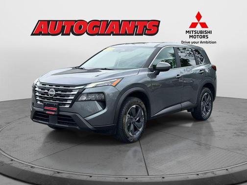 Gun Metallic 2025 Nissan Rogue SV