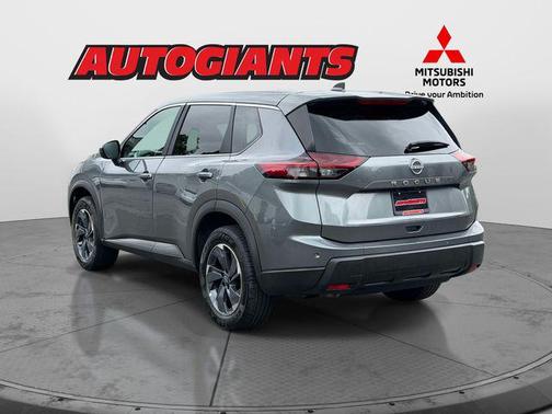 Gun Metallic 2025 Nissan Rogue SV