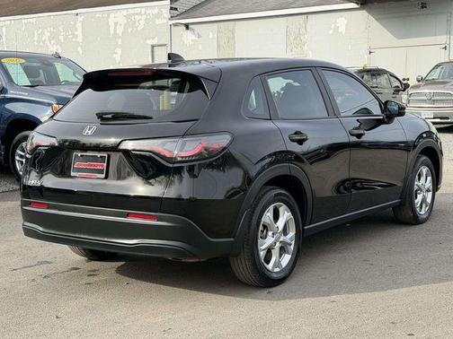 2023 Honda HR-V LX