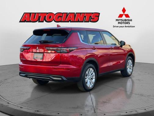 2026 Mitsubishi Outlander ES 2.5 S-AWC