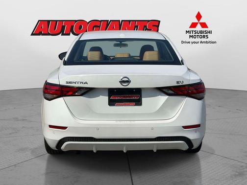 Aspen White Tricoat 2023 Nissan Sentra SV