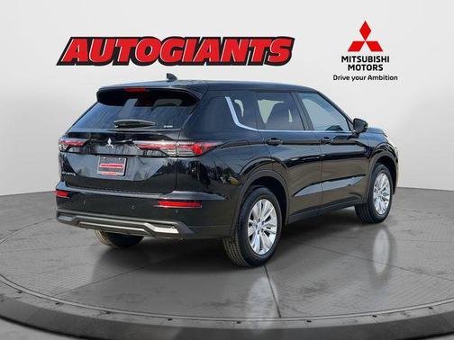 2026 Mitsubishi Outlander ES 2.5 S-AWC