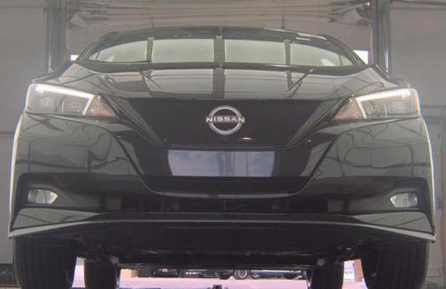 2023 Nissan Leaf SV PLUS 60 kWh