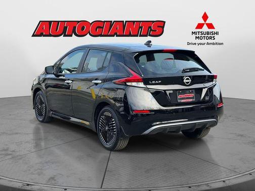 2023 Nissan Leaf SV PLUS 60 kWh