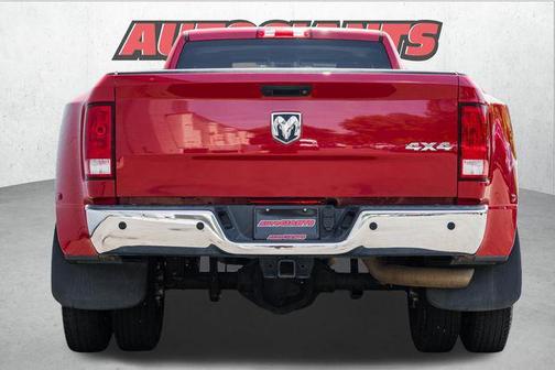2018 RAM 3500 Tradesman Crew Cab 4x4 8' Box
