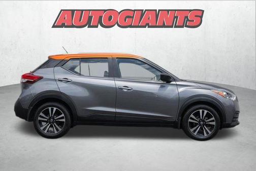 2020 Nissan Kicks SV