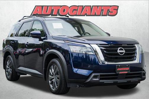 2024 Nissan Pathfinder SV 4WD