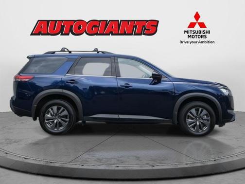 2024 Nissan Pathfinder SV 4WD