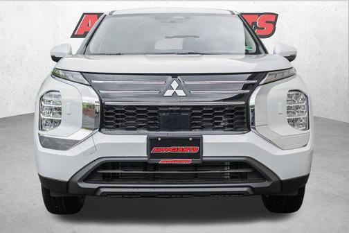 2025 Mitsubishi Outlander ES 2.5 S-AWC