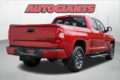 2017 Toyota Tundra SR5