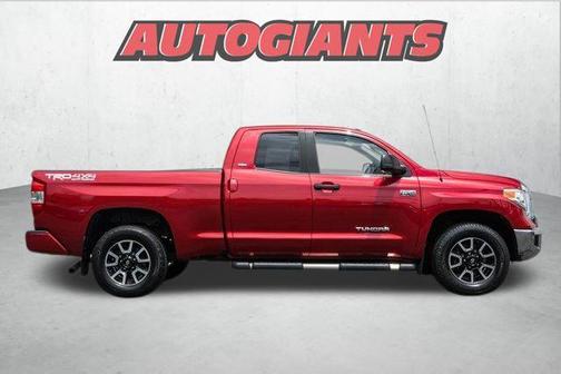 2017 Toyota Tundra SR5