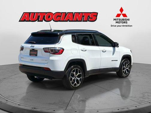 Bright White Clearcoat 2025 Jeep Compass Limited