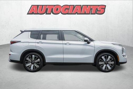 2025 Mitsubishi Outlander SE 2.5 S-AWC