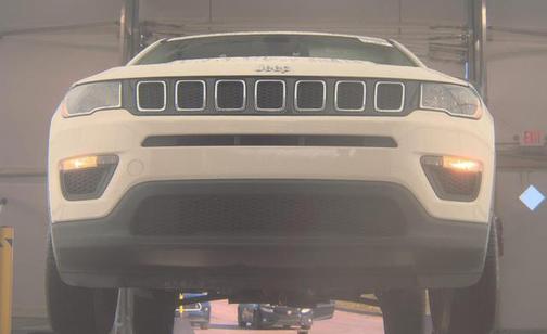 White Clearcoat 2018 Jeep Compass Sport