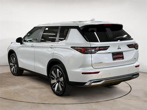2025 Mitsubishi Outlander SE 2.5 S-AWC