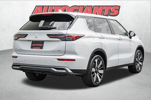2025 Mitsubishi Outlander SE 2.5 S-AWC