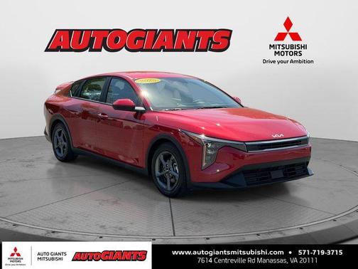 Currant Red 2025 Kia K4 LXS
