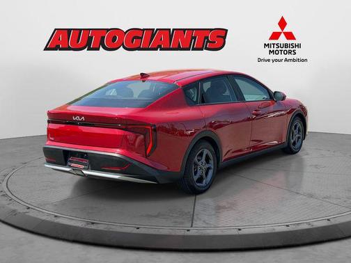Currant Red 2025 Kia K4 LXS