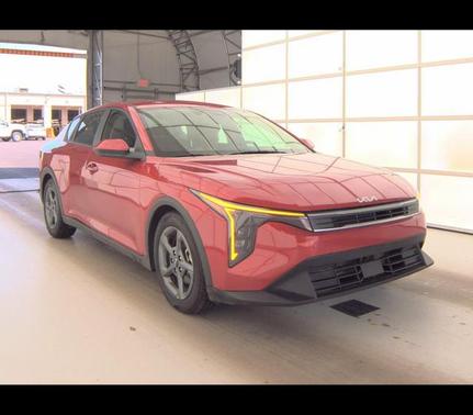 Currant Red 2025 Kia K4 LXS
