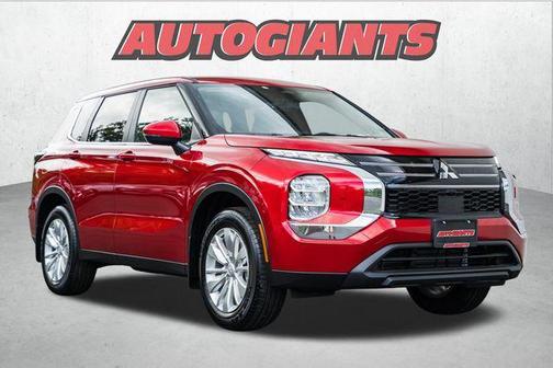2025 Mitsubishi Outlander ES 2.5 S-AWC