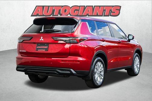 2025 Mitsubishi Outlander ES 2.5 S-AWC