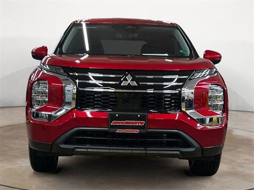 2025 Mitsubishi Outlander ES 2.5 S-AWC