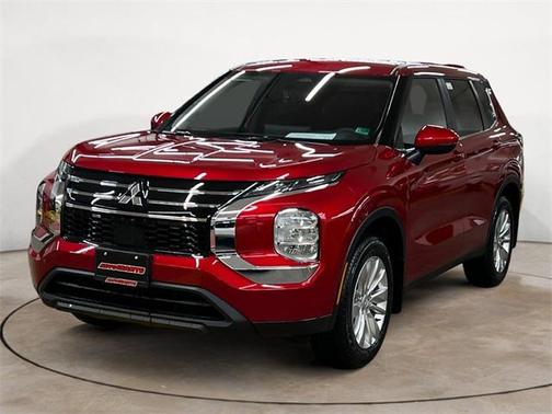 2025 Mitsubishi Outlander ES 2.5 S-AWC