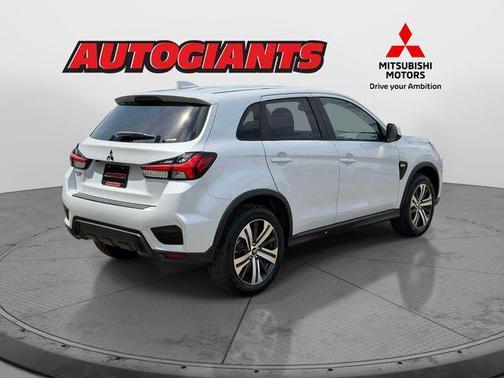 White Diamond 2026 Mitsubishi Outlander Sport 2.0 ES